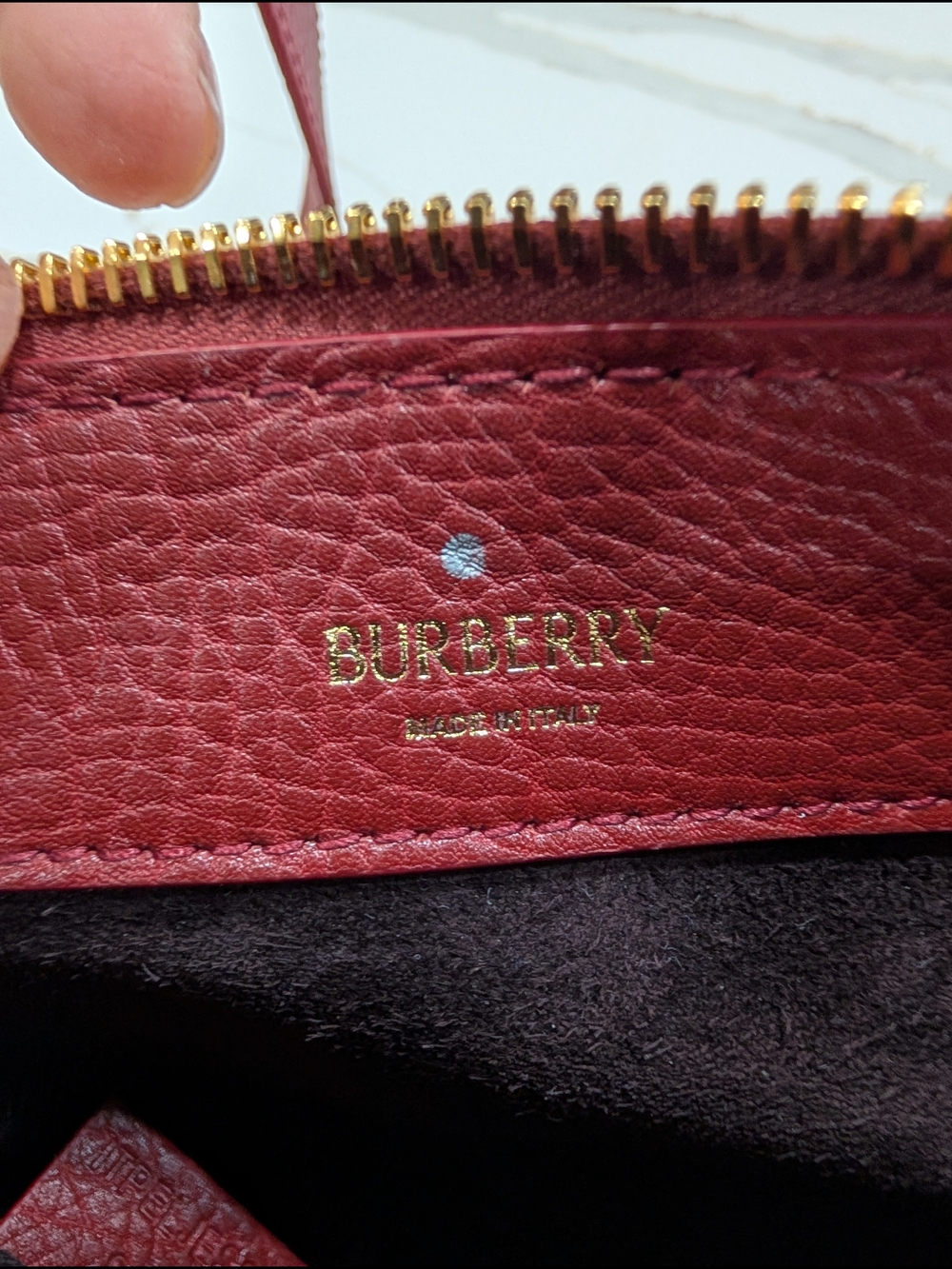 Burberry Red Leather Shoulder Bag with Gold Hardware - Picture 4 of 5
